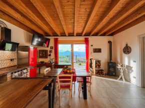 Villetta a schiera con vista lago San Zeno Di Montagna